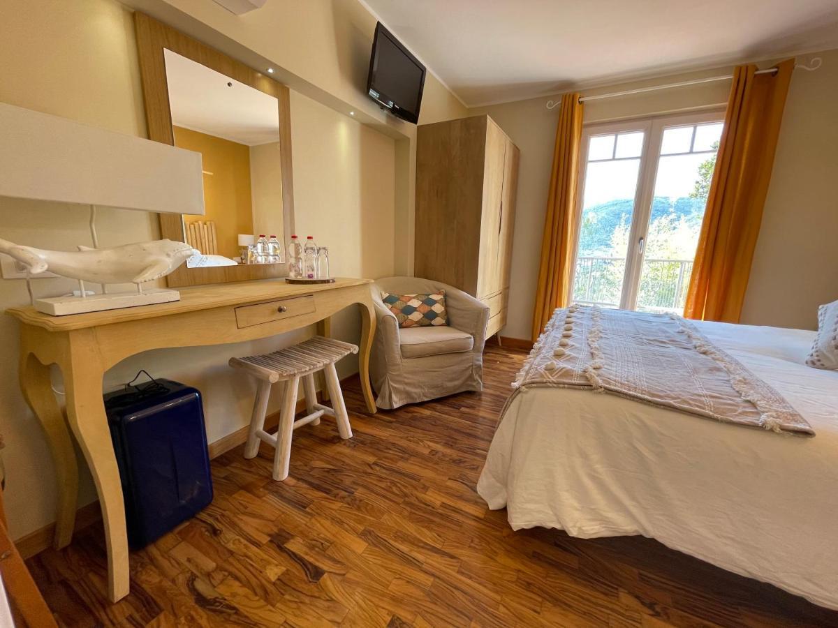 Hotel Sotto Le Stelle ...Il Mare Pietra Ligure Exteriér fotografie