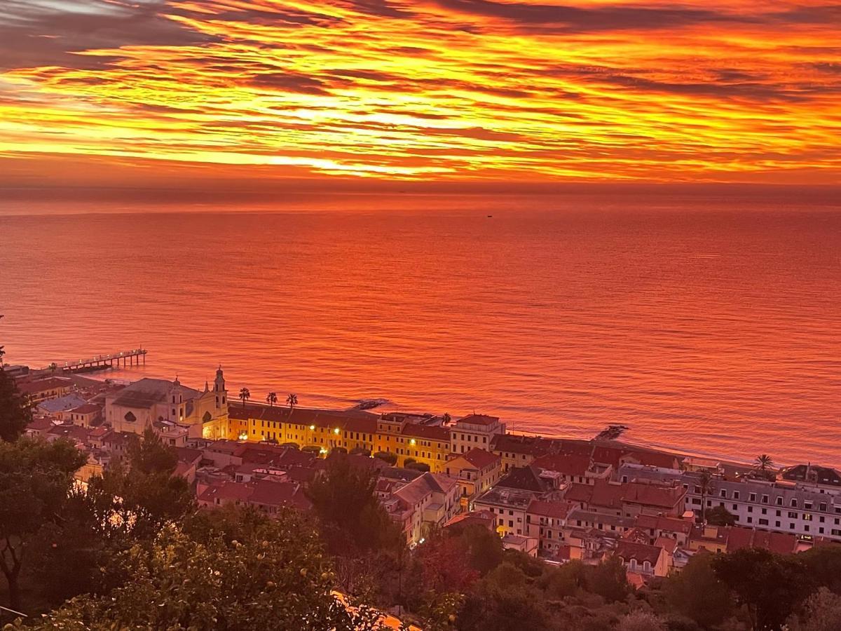 Hotel Sotto Le Stelle ...Il Mare Pietra Ligure Exteriér fotografie